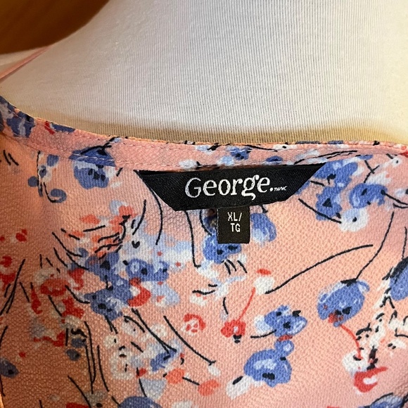 George-Pink Floral Blouse –Size XL - Picture 5 of 6